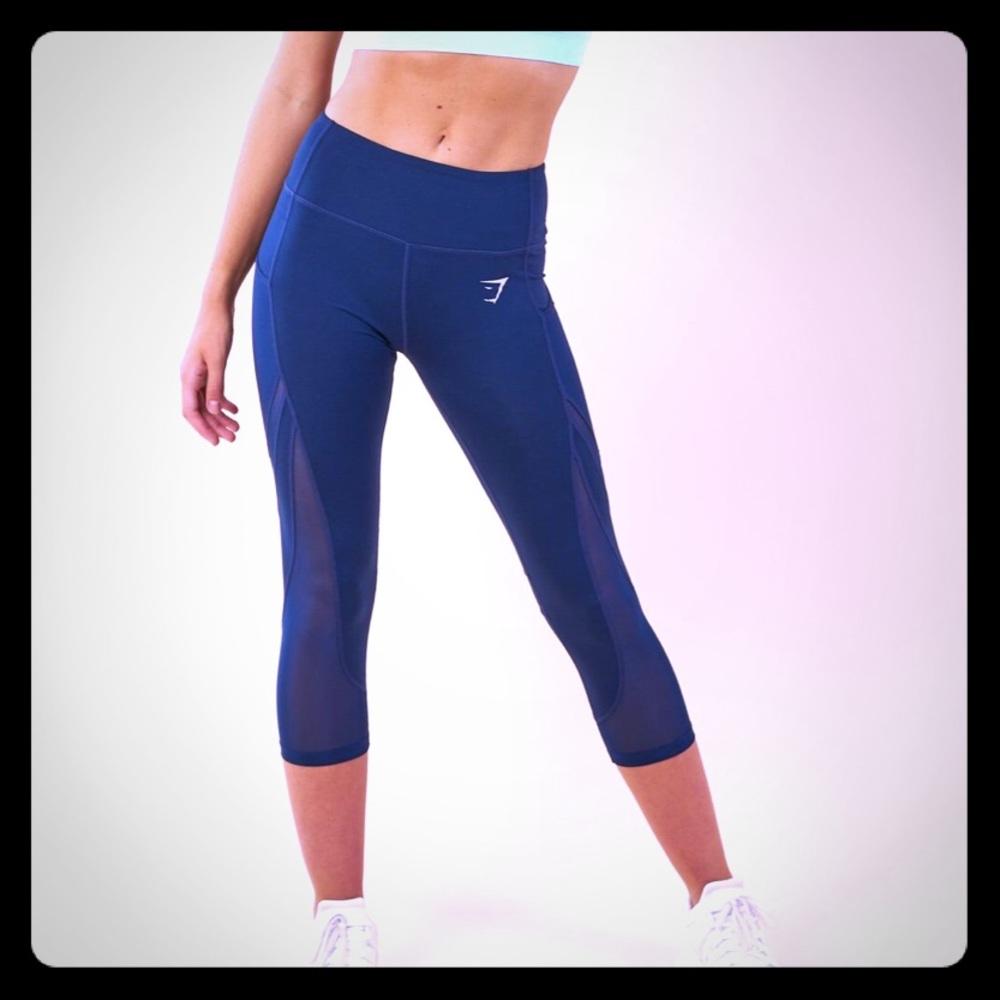 Sleek sculpture crop Blue Gymshark leggings